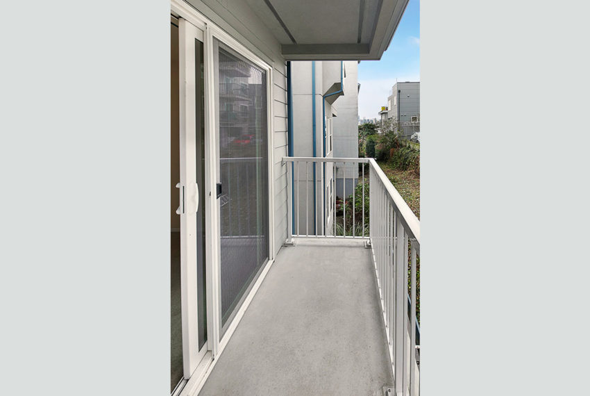 balcony2